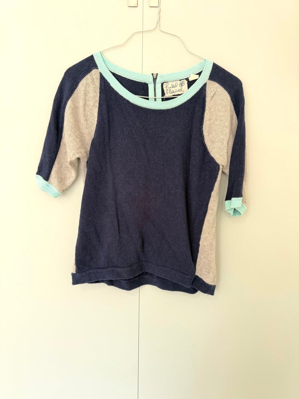 FIELD & FLOWER x ANTHROPOLOGIE Colorblock Short Sleeve Raglan Sleeve Knitted Top
